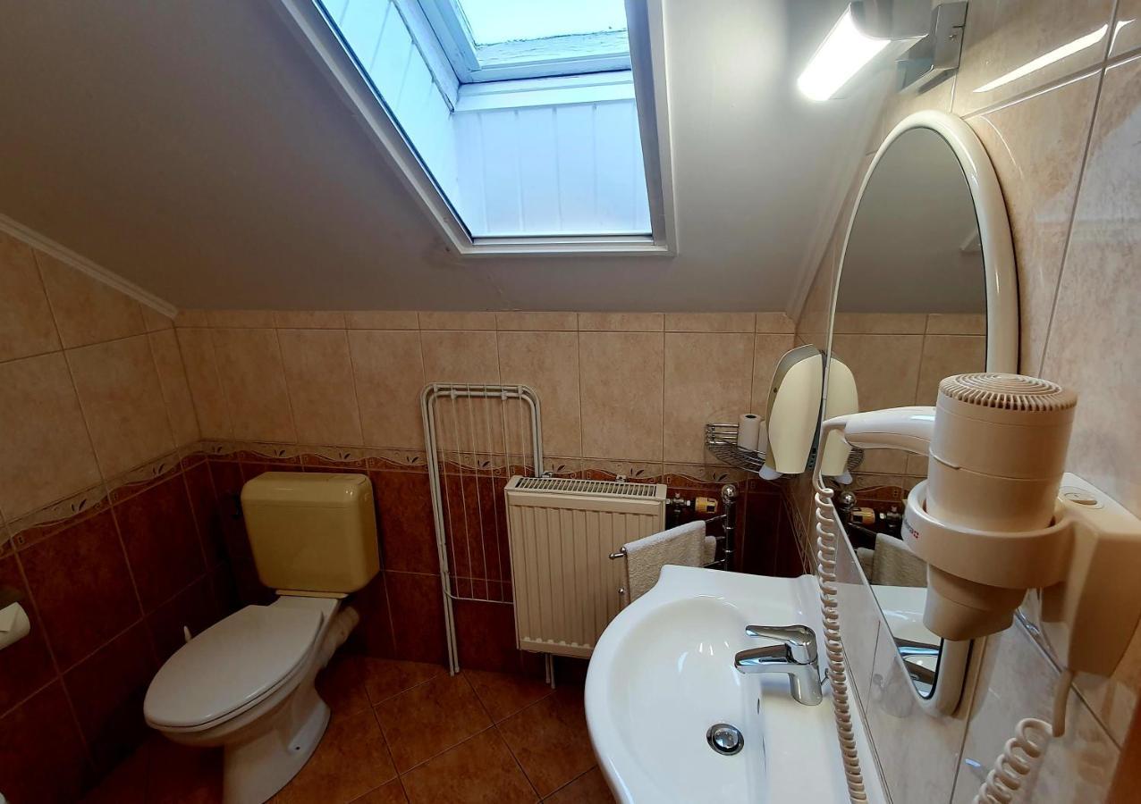 Eva Panzio Hotell Sárvár Eksteriør bilde