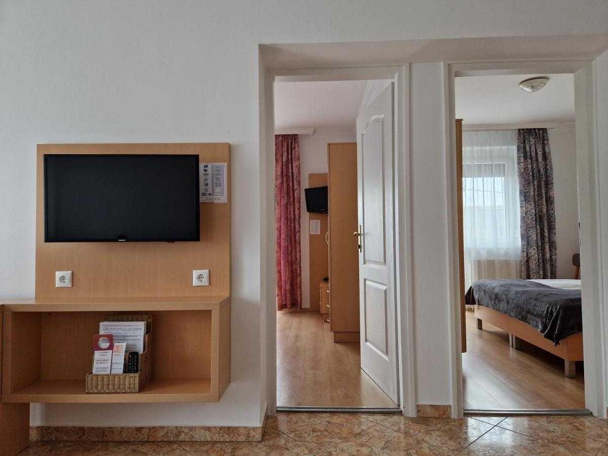 Eva Panzio Hotell Sárvár Eksteriør bilde