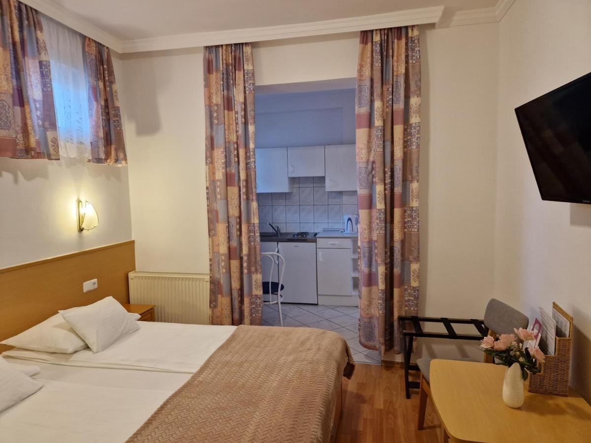 Eva Panzio Hotell Sárvár Eksteriør bilde