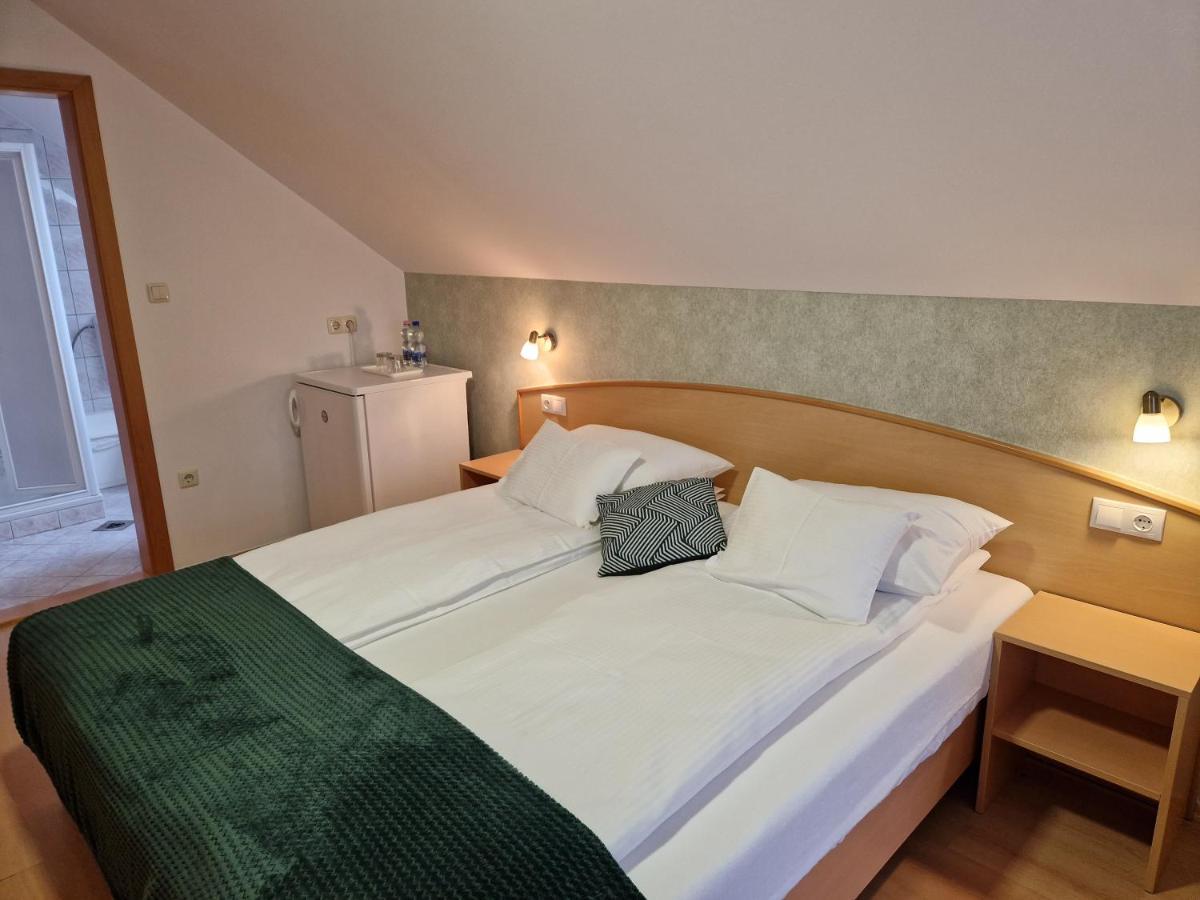 Eva Panzio Hotell Sárvár Eksteriør bilde